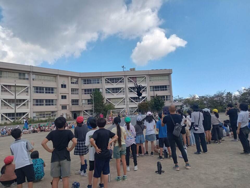 https://cs-yokosuka.com/topathletes/20241008111023-4aa7e32562ef1819493c975818dcf7eb4c6c6df2.jpg